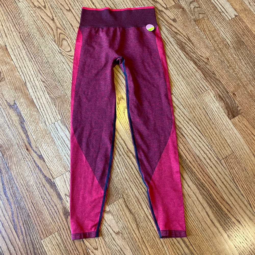 NWT PINK by Victoria's Secret Seamless Tights Sz Small